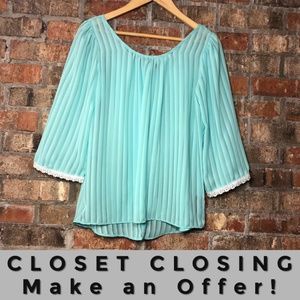 A. Byer aqua 3/4 sleeve lace trim bow back top